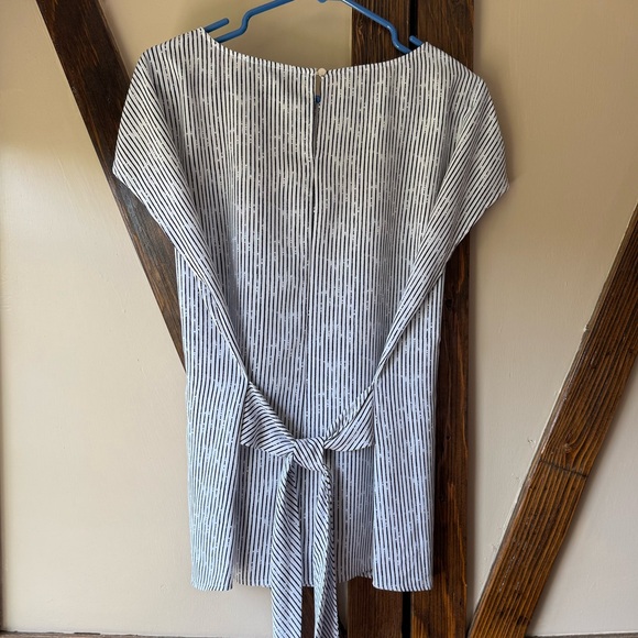 Striped Black and White Women's Top - Picture 4 of 5